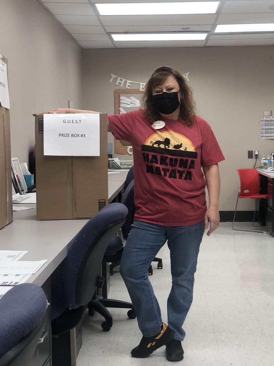 Patti is our 2nd place winner of our G.U.E.S.T game! I love reading all the great guest feedback the team is receiving! #havingfunatwork #weloveourguest #maketodaybetterthanyesterday <a href="/JCinato/">John Cinato</a> <a href="/webley_jessica/">Jessica Webley</a> <a href="/T0281_ETL/">Kelley</a> <a href="/aleahmarie19/">Aleah Jacinto</a>