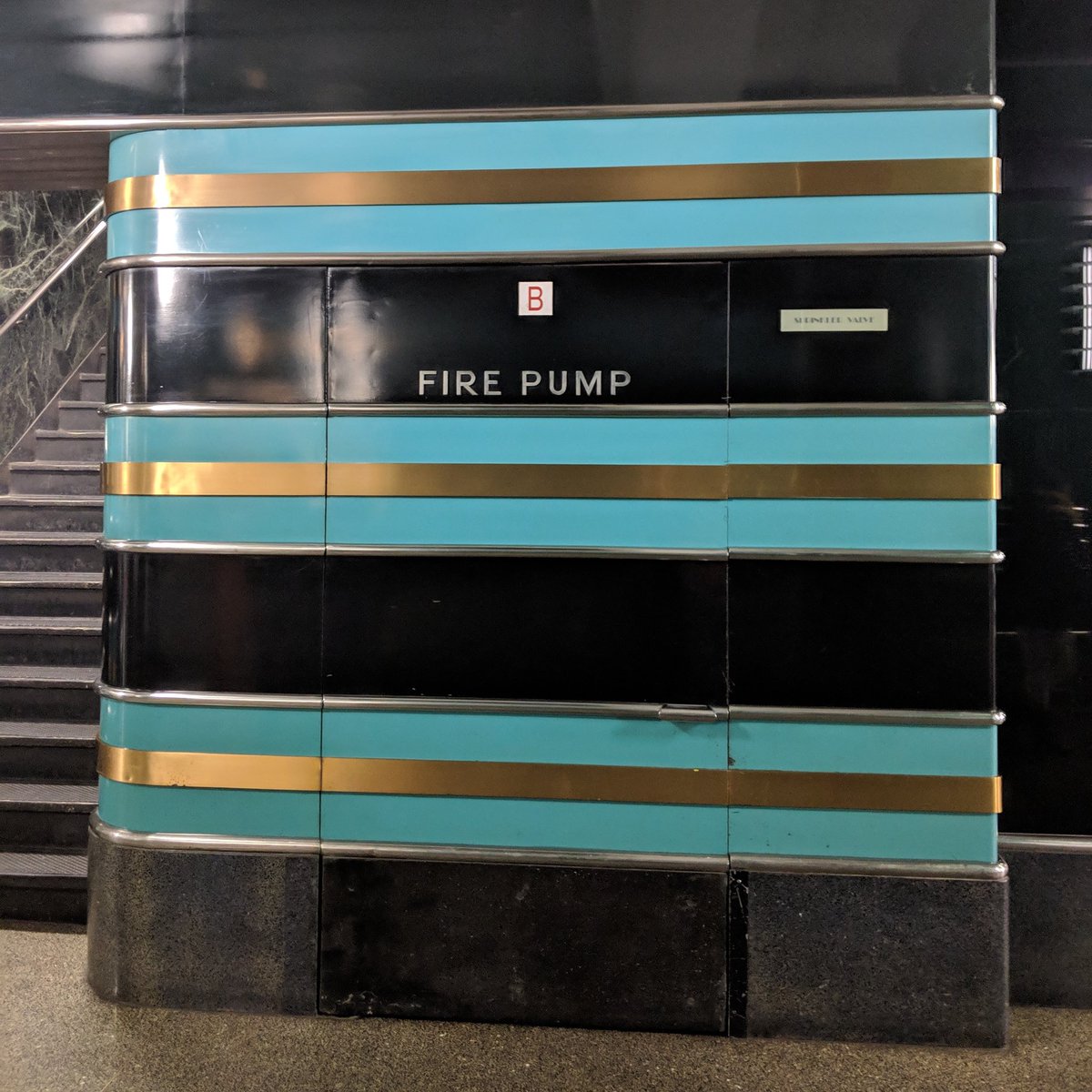 The #McGrawHill Building lobby's breathtakingly intact bands of dark blue-green &amp; light turquoise porcelain enamel panels overlaid and divided with with solid bars of lacquered brass &amp; tubes of white chrome, is on the verge of demolition! 
 
Read the RFE:
dropbox.com/s/du3rq0jd29p0…