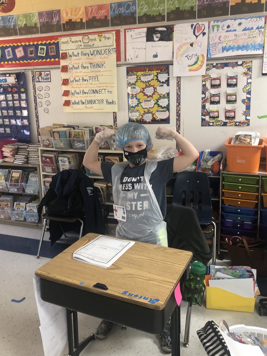 MrsJames1111's tweet photo. My 3rd grade doctors graduated from Text Feature Medical School. We diagnosed reading symptoms and prescribed healthy text features to our patients. ❤️🩺 #62Learns  #62CE https://t.co/CVdd5Y0bw6