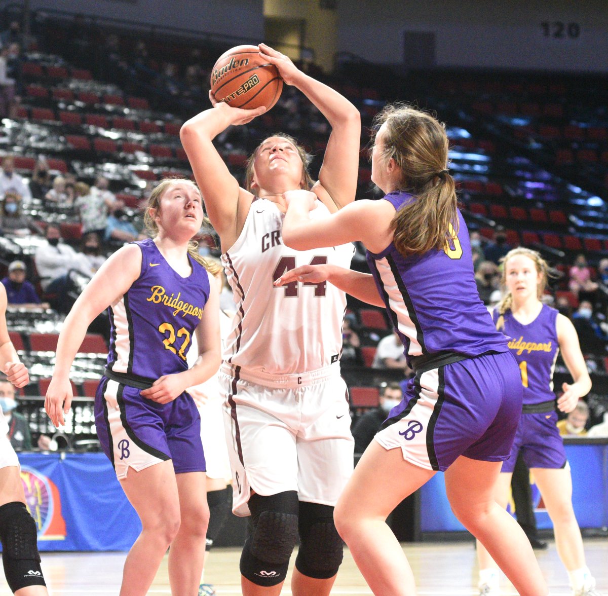 jhoeck's tweet photo. In tonight's win for Crofton, Ella Wragge scored 17 points, Lacey Sprakel had 15, Alexis Folkers had 9, and Kaley Einrem &amp; Caitlin Guenther scored 7

I'd venture to guess Crofton's defense forced at least 20 turnovers 👀 https://t.co/ZJKvSq6PWe