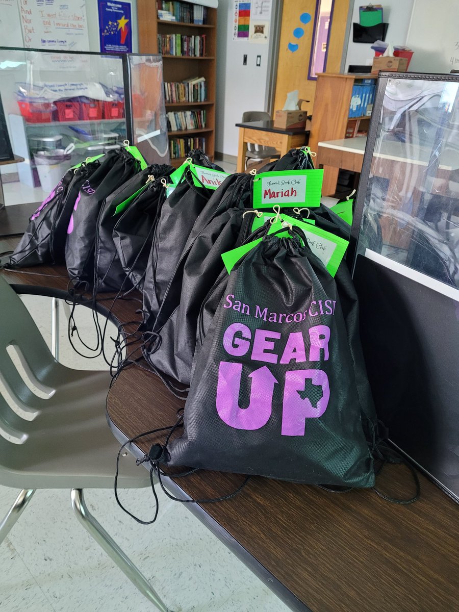 MelissaRuis1's tweet photo. I am so excited about our book club. Parents contacted, students given books,delivering a few this weekend and Canvas page ready to go.Super excited to share my love of reading with my students! Thank you @brittney_posey  and Gear Up for the bags!  #readingisfun @GearUp_MillerMS https://t.co/LSaVB830Gq