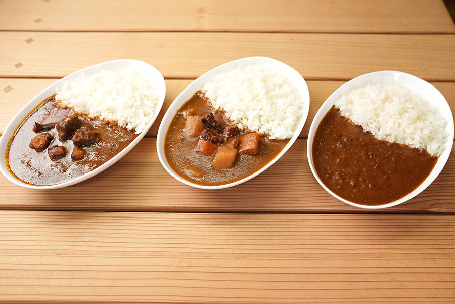 tacolog's tweet photo. <オクトパス君カレーに関する情報🐙✨>

その1.オクトパス君カレー辛口が近日販売開始になりそうでチュー🐙✨

その2.公式ショップ(ECサイト)限定で月に一度、オクトパス君カレーのお得なprice down企画を考えていまチュー🐙✨　

続報をお待ちくださいでチュー🎵（・◎・）ﾆｯｺﾘ

#レトルトカレー https://t.co/MdTqOat3mR