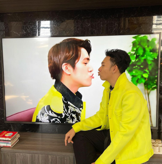 Tumts9Official's tweet photo. ตั้มอัพ IG tumidol_ts9
. . . . . . . . . .
ติดตามชมรายการ
Mission Traveler +! ทุกวันจันทร์-พฤหัส เริ่ม 8 มีนาคม นี้ เวลาประมาณ 23.30 น. (หลังรายการ Soundcheck) ทางช่อง one31
#WithJapan #tumwarawut #tumthestar9 #ตั้มวราวุธ https://t.co/I7RaaxMyTc