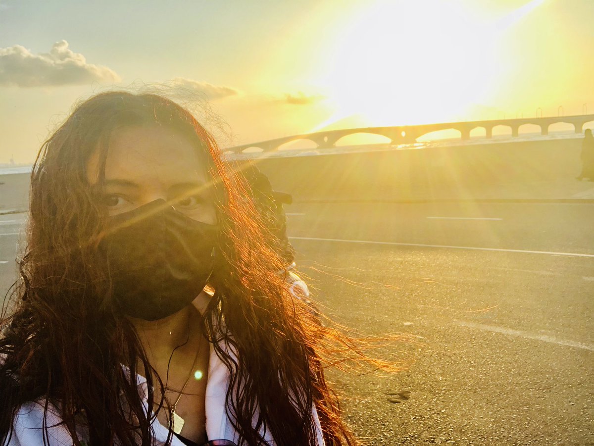 IruthishamAdam's tweet photo. #Alhamdulillah #100daysofwalking #FridayMotivation #SunOnSun “Life is beautiful.. simple things... dazzling sun, soothing waves... Heartwarming smiles from friends running with energy ..sun’s warmth on face.. the wind in my hair...birds 🦅flying against a sparkling blue sky .. https://t.co/4F6QPUqtRY