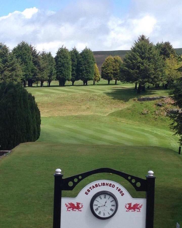 PontypriddGC's tweet photo. 🏌️‍♂️ 2021 NEW MEMBER OFFER 🏌️‍♂️ 

Looking to join a golf club once the lockdown restrictions lift? 

Keep your eyes pealed for our 2021 new member offer which launches at 7:00pm this evening on our social media channels.

#PGC #golfinthevalleys https://t.co/RpsehDCNX6