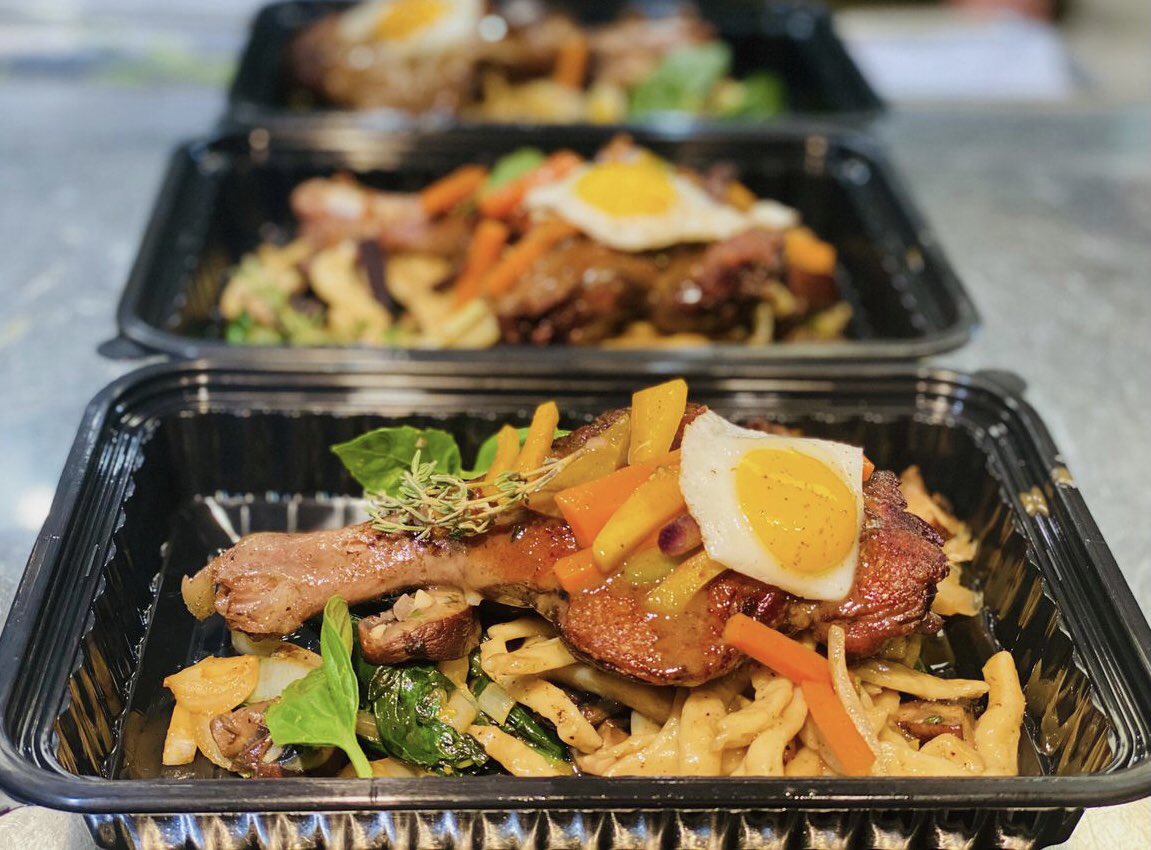 apuliacatering's tweet photo. OFF SITE CATERING the Food will be deliver with Individually Packaged, Breakfast, Lunch and Dinner. Visit @www.apuliacatering.ca @FortSaskRecDCC #Cityfortsask #FortSask #FortSaskRecDCC #fortsask @superior_show #fortsaskatchewan #yeg #catering #yegfood #shpkfood #cityfortsask https://t.co/KWmCxhCqQQ