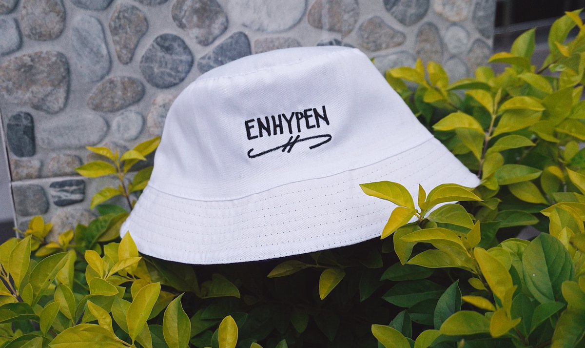 kkopichi's tweet photo. [ #KP_Preview ]

💜 armygene bucket hat 🤍
(yes, it's reversible!)

limited stocks will be available on shopee soon~ https://t.co/2EqIVR8DQJ