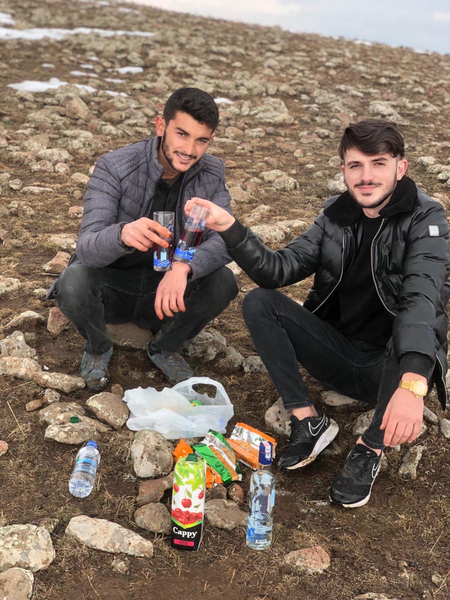 Şu saatten sonra sende Fırtına kopsa; bende yaprak oynamaz …