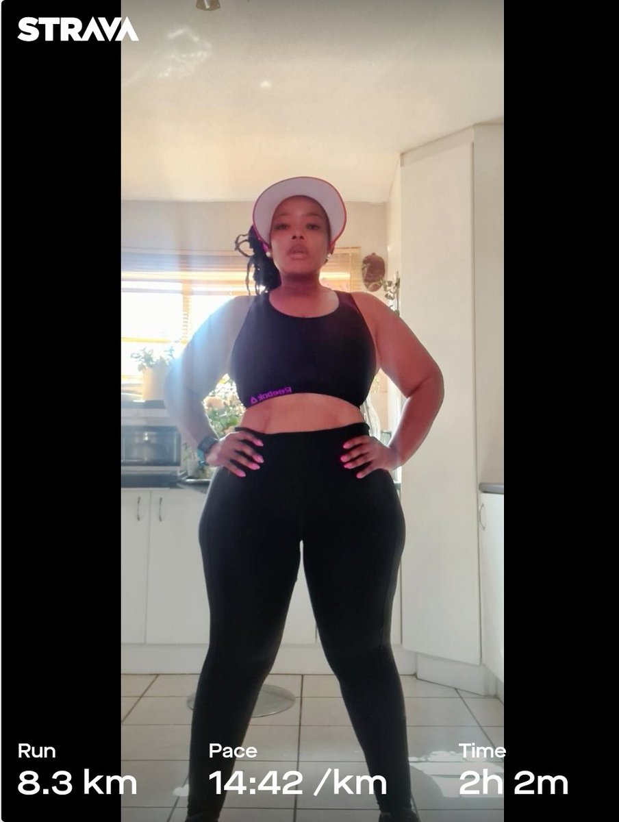 Mihlali_Gqada's tweet photo. All in a days work #RunningWithTumiSole #FetchYourBody2020 #ASlowChubbyRunner #ChubbyGirlsWithAbs #MorningGlory splitting my workout https://t.co/2DHr1b9twM
