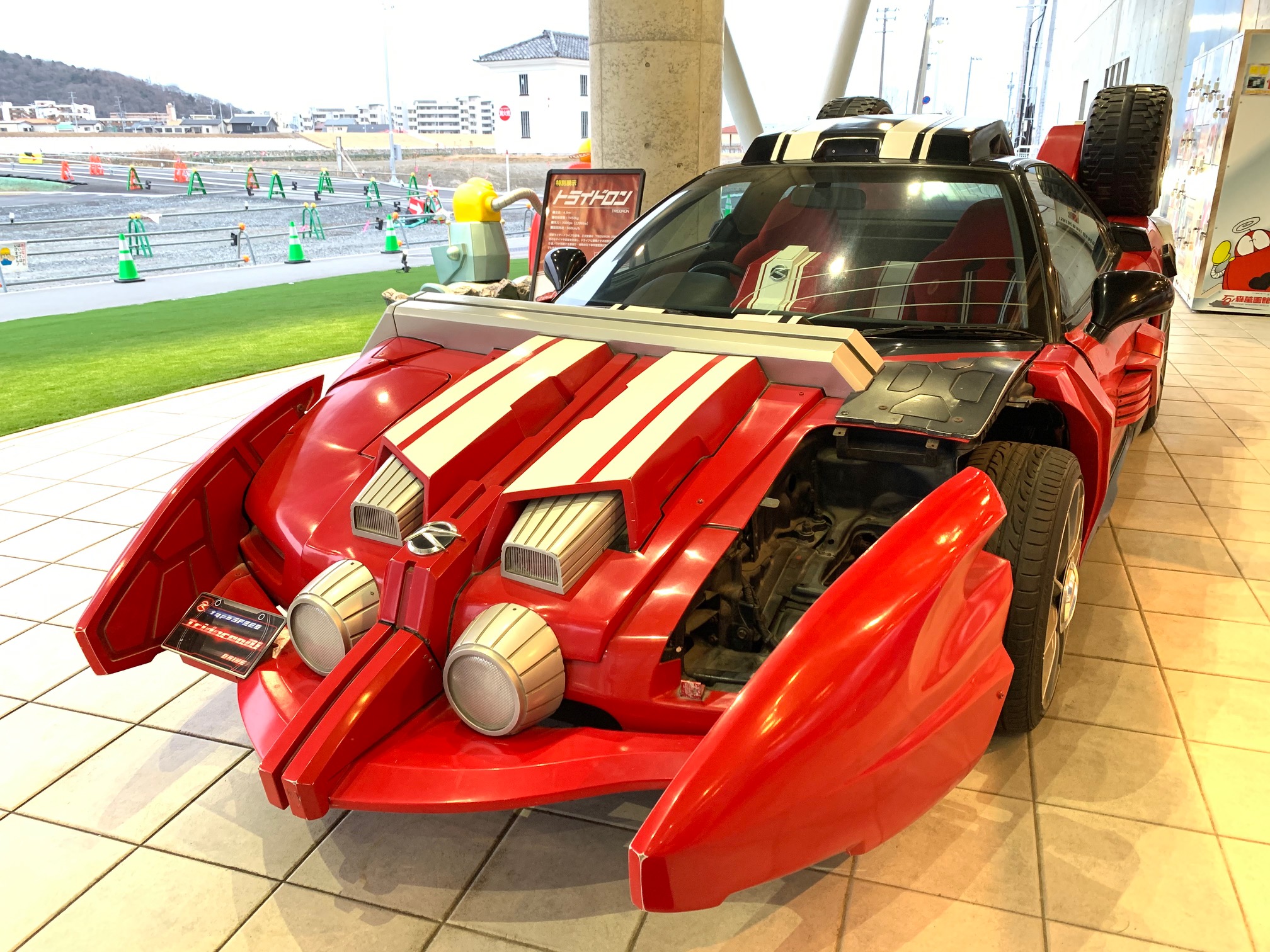お知らせ 16年11月より展示しておりました仮面ライダードライブ の愛車 トライドロン は警視庁特状課からの招集により石巻を離れることとなりました 石ノ森萬画館では3月15日までご覧いただけます 残り10日間 ぜひ ベルトさんに会い お知らせ 16年11月より展示しておりました仮面ライダードライブ の愛車 トライドロン は警視庁特状課からの招集により石巻を離れることとなりました 石ノ森萬画館では3月15日までご覧いただけます 残り10日間 ぜひ ベルトさんに会い