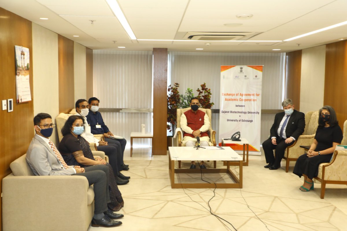 Cmo Gujarat In Order To Create A Strong Biotechnology Ecosystem In The State An Moa Has Been Signed Between Gujarat Biotechnology University And Edinburghuni In The Presence Of Cm Shri