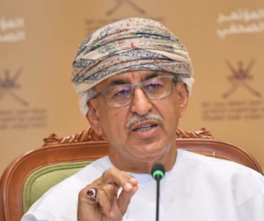 AlbaramiMohamed's tweet photo. ومن ثم اذا كان الخريجين ليسوا بالكفاءة فلماذا تم توزيعهم على مراكز صحية مخاطرين بارواح البشر وتعريض المرضى للتعامل مع ناس بدون كفاءة " هذا اخفاق كبير ياوزارة الصحة" وانتم مسآلون عليه "او جيبوا كلام غير واعتمدوا كفاءاتهم وعينوهم براتب كامل "  #وزاره_الصحه_اوفوا_بالعهود https://t.co/zHbKVvK4od