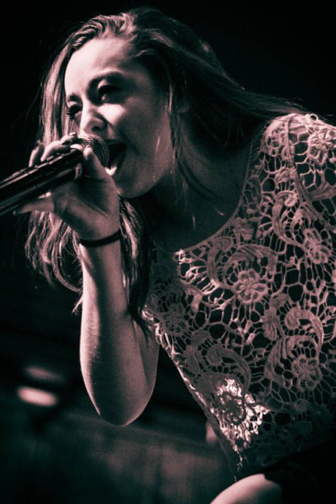 MoRose_Music's tweet photo. One more week!! Are y’all going to be there? #MoStock is NEXT FRIDAY (3/12 & 3/13) cmon out and join my dad and 30 of his closest friends at @JCashKitchen Friday/Saturday 7-close! See y’all there! #PrizefighterEP #ILYLF https://t.co/NrJcf5pnC5