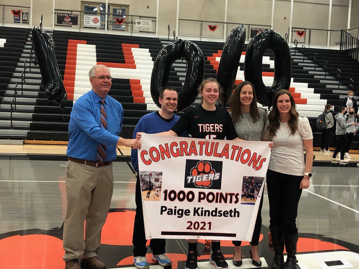 Great night for the Tigers! Congrats <a href="/PaigeKindseth/">PaigeKindseth</a> Proud of you!! 🏀🐾