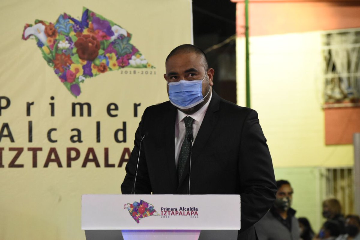 ClaraBrugadaM's tweet photo. Agradezco su presencia hoy en la inauguración del Proyecto Especial de iluminación y seguridad en la U.H. #EjércitoConstitucionalista a @guerrerochipres, presidente de @elconsejomx, así como al Fiscal Desconcentrado en #Iztapalapa @FiscaliaCDMX, Óscar Tonatiuh Vázquez Landeros. https://t.co/aRIVvGePBS