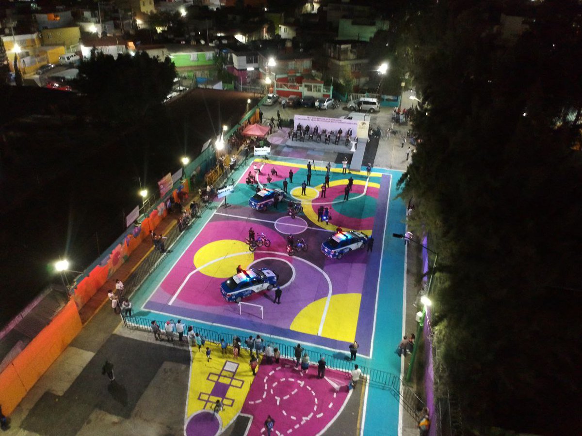 Agradezco su presencia hoy en la inauguración del Proyecto Especial de iluminación y seguridad en la U.H. #EjércitoConstitucionalista a <a href="/guerrerochipres/">Dr. Salvador Guerrero Chiprés</a>, presidente de <a href="/elconsejomx/">Consejo Ciudadano Mx</a>, así como al Fiscal Desconcentrado en #Iztapalapa <a href="/FiscaliaCDMX/">Fiscalía CDMX</a>, Óscar Tonatiuh Vázquez Landeros.