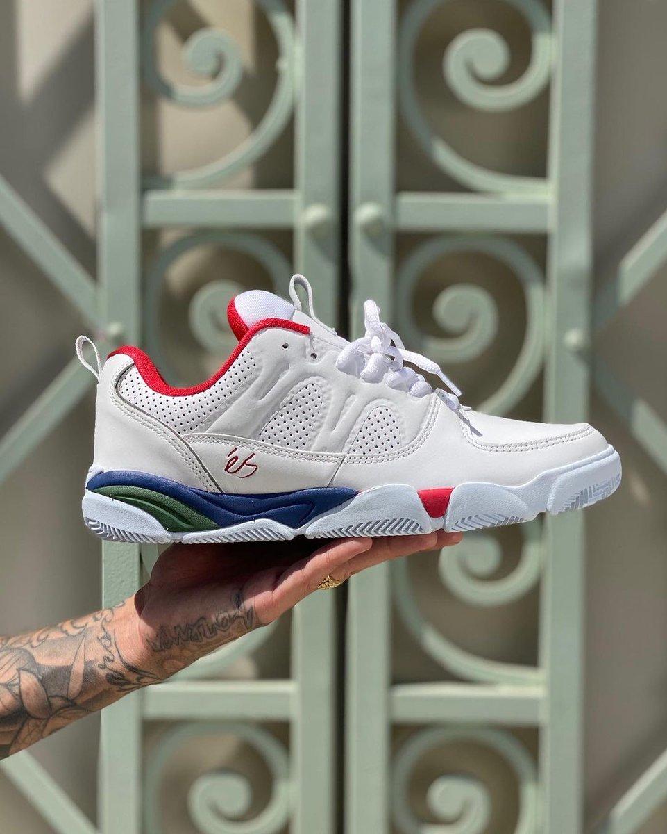 StreetmachineT's tweet image. Estas son las éS Silo Multi🤟  

La nueva temporada @eSskateboarding ya la puedes encontrar disponible en nuestras tiendas físicas y en Streetmachine.cl 👈 

#éSNow #éSSkateboarding