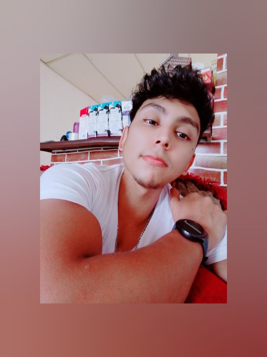 JeanCarwolf05's tweet photo. La vida simplemente nos enseña a ser más fuertes #Motivacion #SmileStreamingParty #gaybogota #fitness #follobackforfolloback #LGBTQ https://t.co/ofs80GMQh1