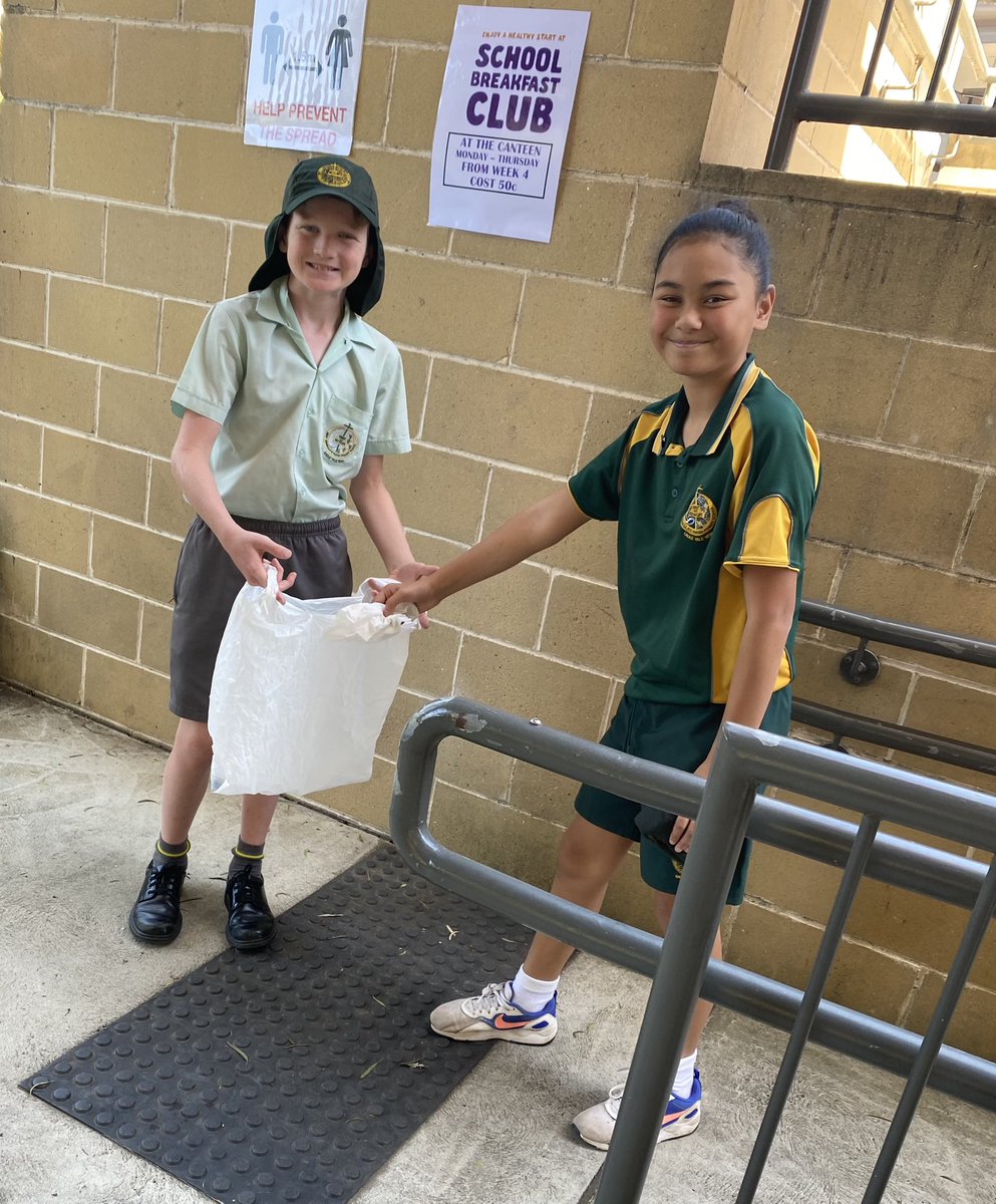 mievdow's tweet photo. Mary Immaculate students took part in #CleanupAustralia day today by cleaning up our school. Each class has a special area to look after. https://t.co/xCliEDJLTr