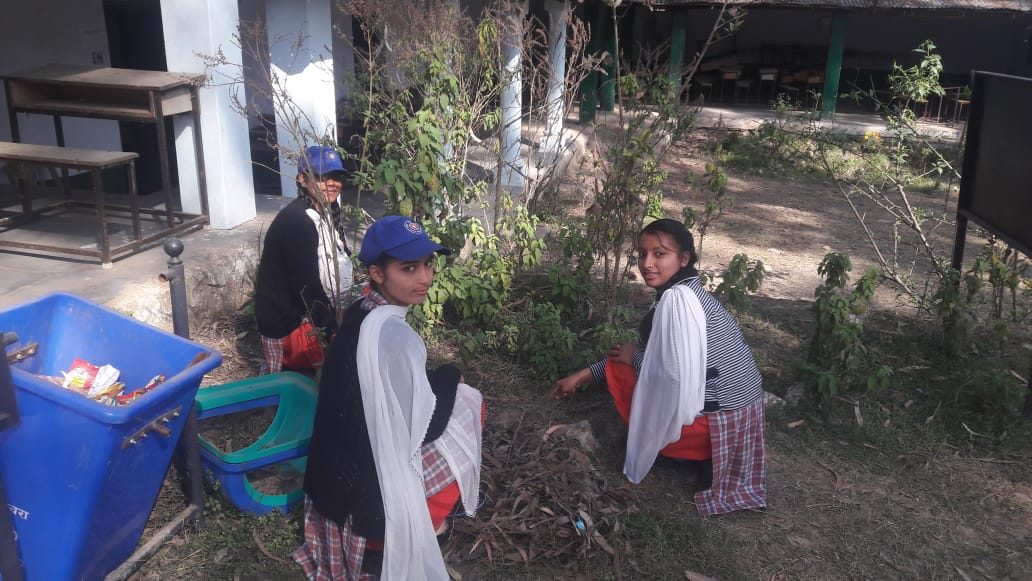 NSSRDChandigarh's tweet photo. #स्वयं_से_पहले_आप
#CleannessDrive by #NSSunit gsss Gharjarot, Kangra, Himachal Pradesh
@_NSSIndia @YASMinistry @KirenRijiju @PMOIndia @pibyas @PIB_India @CMOFFICEHP @Dattatreya @Rajkumarnss https://t.co/akl2daoLF1
