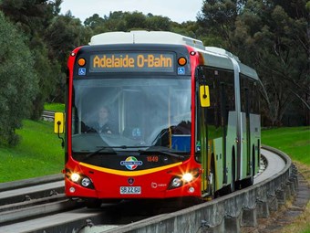 SAPoliceNews's tweet photo. Police want to speak to passengers and potential witnesses who came to the aid of a teenager who was allegedly indecently assaulted on an #OBahn bus last month @AdelaideMetroSA https://t.co/4pHNc29scM https://t.co/0GMA56I4Nn