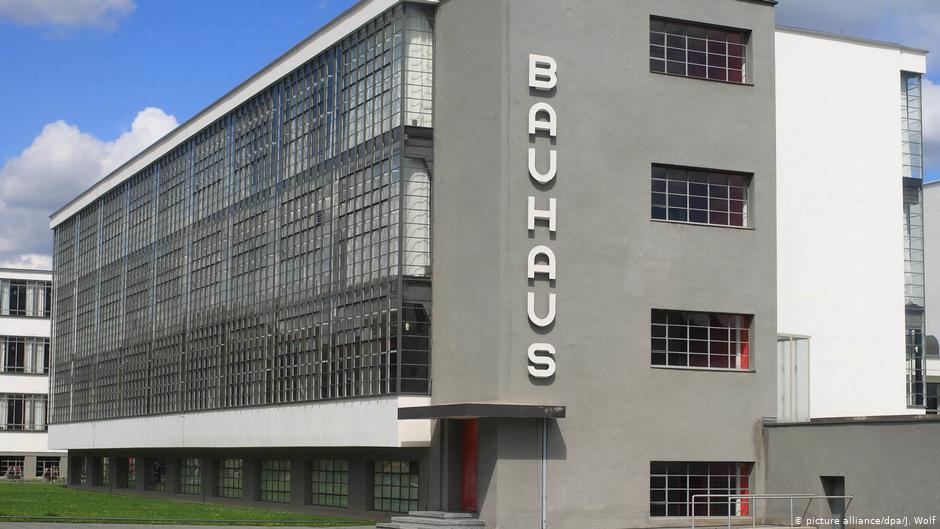 Watch "Bauhaus World," a Free Documentary That Celebrates the 100th Anniversary of Germany’s Legendary Art, Architecture &amp; Design School 

openculture.com/2019/02/bauhau…