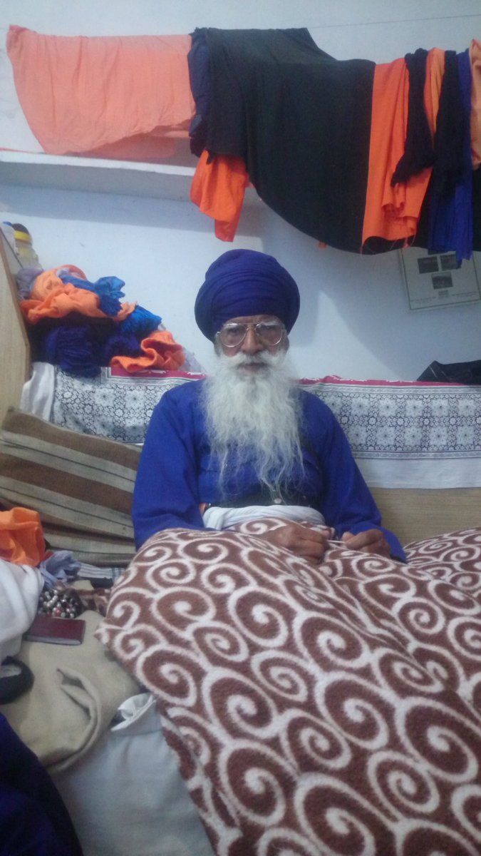 Jatindersngh's tweet photo. ਉਸਤਾਦ ਜੀ ਬਾਬਾ ਗਿਆਨ ਸਿੰਘ ਜੀ ਪਰਦੇਸੀ ❤️🙏 https://t.co/P4HmAMEaFa
