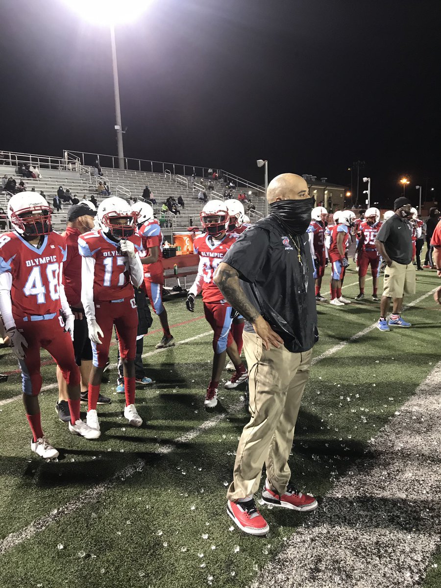 CoachBrown_4's tweet photo. Felt good getting that first win. Proud of these kids!!! https://t.co/1qLr2Aishm