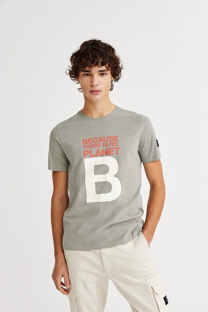 Ecoalf is een nieuw merk bij ons in de winkel.Ecoalf maakt sinds 2009 duurzame kleding van gerecycled materiaal zonder dat je dit van de buitenkant ziet. Check onze webshop of maak een afspraak om de collectie te bekijken 
0174 444500 
06 19 9517 38 
bens-fashion.nl.