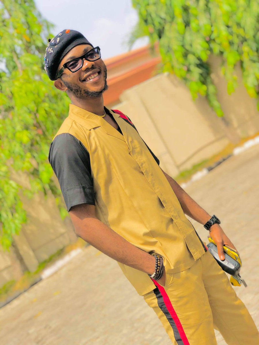 olaniranfaith's tweet photo. Happy Birthday @GbengaAdene awon Eniyan @contacthowga1. Enjoy your new age gracefully.  https://t.co/gIyQYt26JD