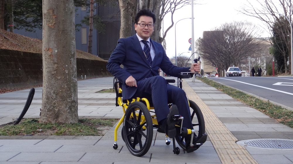 japan on Twitter "CogyGlobal CEO SUZUKI Kenji distributes a pedal