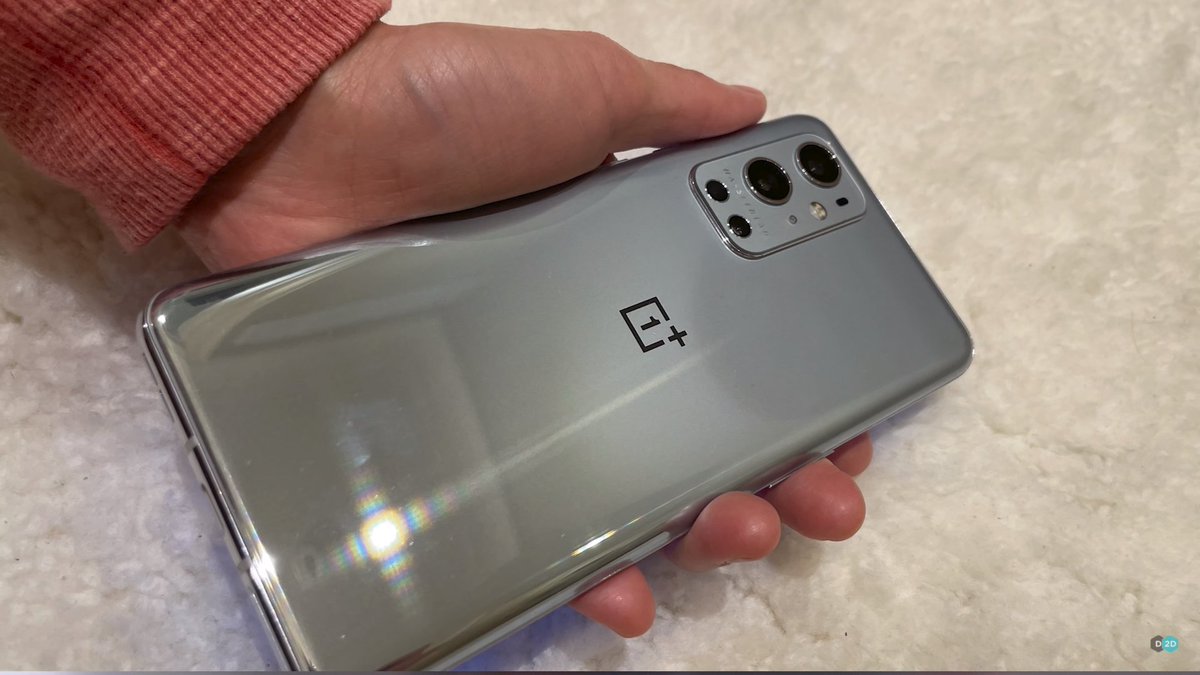 pickybeast's tweet photo. OnePlus 9 Pro:
Confirmed:
- SD 888
- 2K curved 120Hz LTPO Display
- 4500mAh
- 45W wireless
- iP68
- Special matt finish(Sandstone)
- Stellar Black, Forest Green, Morning Mist

Rumoured:
- 48MP+50MP+8MP+2MP
- 4k+120fps &amp; 8K+30fps
- 65W wired
- 16MP front

#OnePlus #OnePlus9Pro https://t.co/onwhT1EUxb