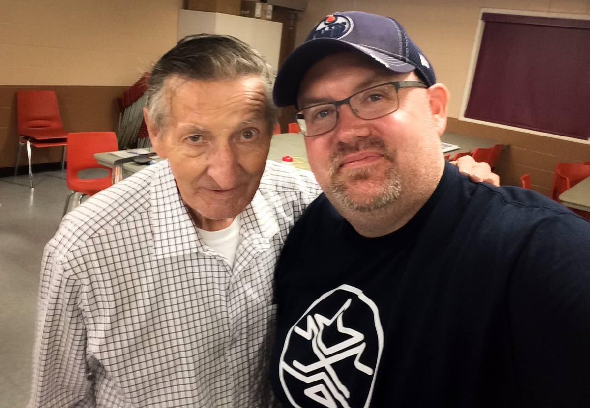 Awall30's tweet photo. I was very fortunate to have spent a number of moments with Walter Gretzky through the years. Thanks for everything, Wally.

Rest In Peace, sir. You will be missed.

#WalterGretzky #CanadasHockeyDad https://t.co/Hv4YPyeCLp