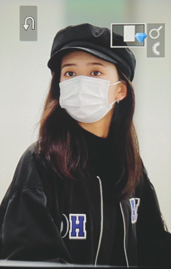 040326cb's tweet photo. 210305 나리타공항 成田空港 preview

#NiziU #니쥬 #RIMA #リマ #리마

하시시부리....💕 https://t.co/wr7Wvz4sEd