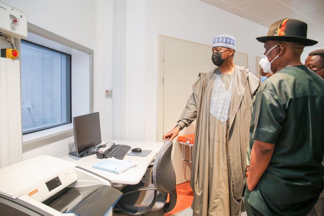 bukolasaraki's tweet photo. Yesterday, it was a great honour and a pleasure to join Governor Nyesom Wike of Rivers State, at the official commissioning and launch of the Rivers State Government House/Clinic &amp; Administrative Building. https://t.co/KgB4cqrCAs