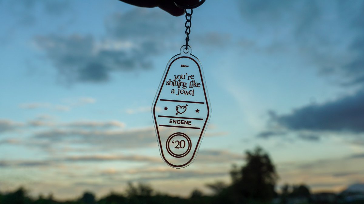 kkopichi's tweet photo. [ #KP_Preview ]

🤎 loml keyrings 🤎
ft. the gloomy sky https://t.co/nnvyD3ngHq