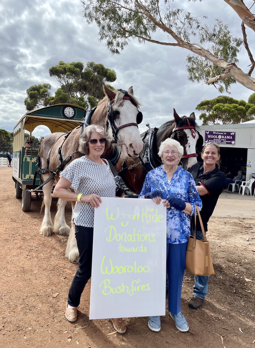 If you ever wanted a good excuse to go for a wagon ride, this is it! Donations are going to help those affected by the #wooloroobushfire. #waginwoolorama2021