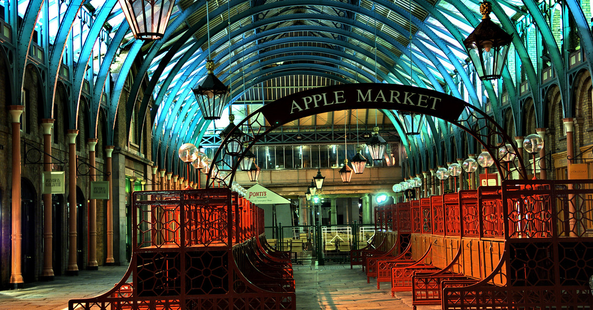 Film_London's tweet image. Whatever location you are using, it is likely you'll need to get permission from somebody. ⚠️

The impact of failing to inform relevant authorities could disrupt your filming and the local community.

Learn about permissions and how to get them here: filmlondon.org.uk/filming-in-lon…