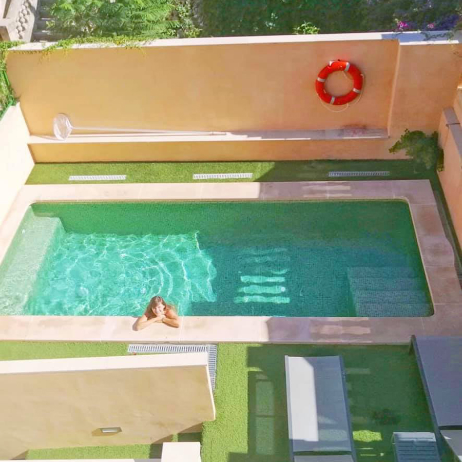 sollerweb's tweet image. Hotel Showcase... 1 a day... a few steps from Soller Square..no car needed! 🚋

HOTEL EL GUIA - A wonderful traditional boutique hotel with pool and restaurant in the centre of Soller

sollerweb.com/elguia.html
Reservations: +34 971 630 227
@hotelelguia 

#soller #sóller #sollerweb