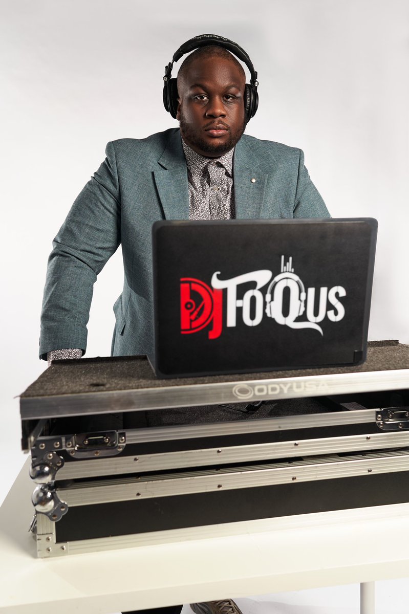 I’m not a businessman. I’m a business man!
.
.
.
#Bookdjfoqus #keepgoing #corporatedj #eventdj #entrepreneur