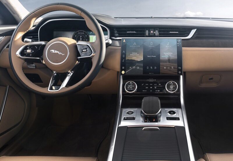 newotomobil's tweet photo. Jaguar XF Sportbrake (2021)...
#jaguar #xf
#jaguarxf
#newjaguarxf
#jaguarxf2021
#newxf #xf2021 https://t.co/Ik79sUp7qw