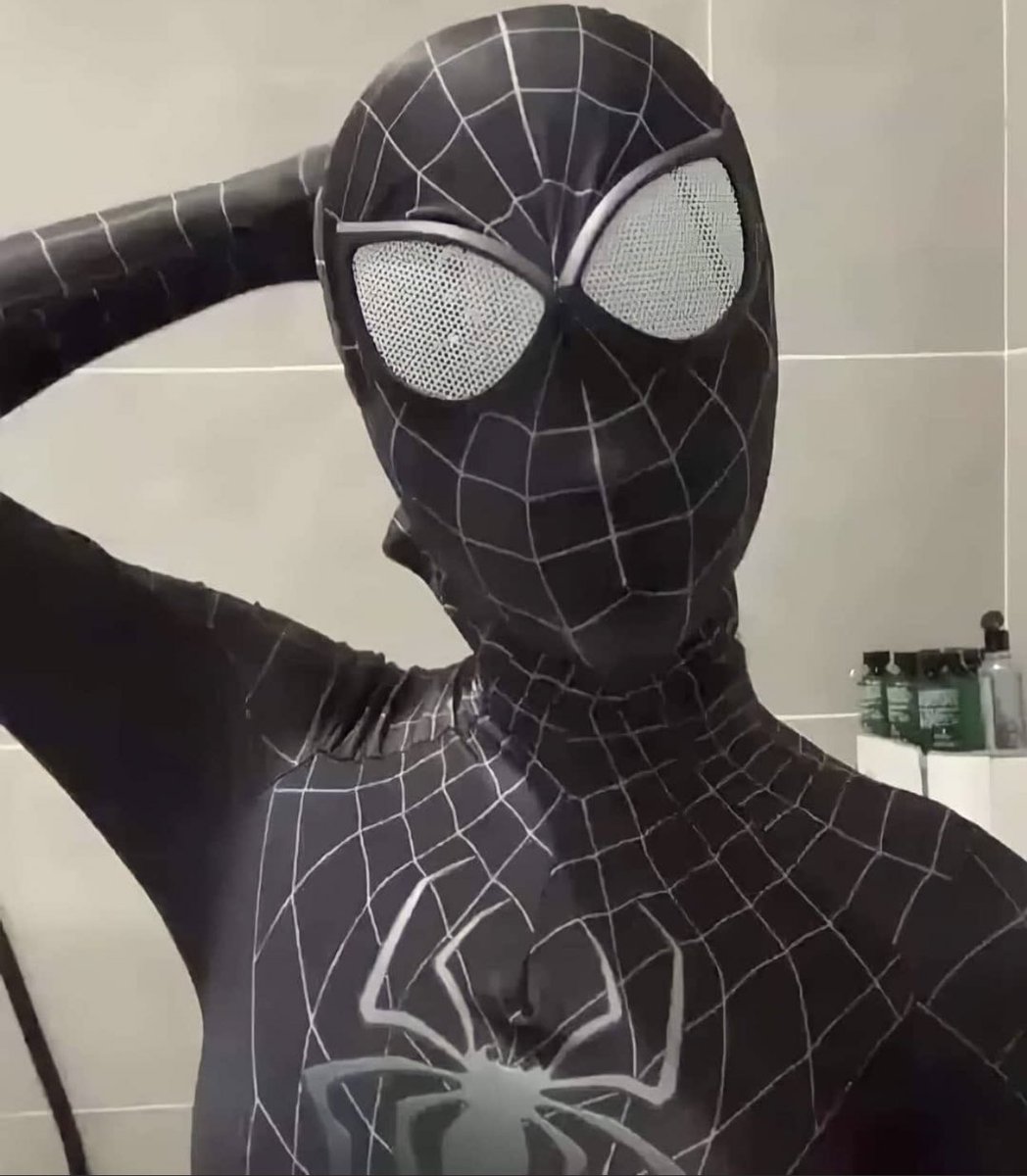 最多情報局 ブラックスパイダーマンの中の人 美人すぎる 最多情報局 ブラックスパイダーマンの中の人 美人すぎる