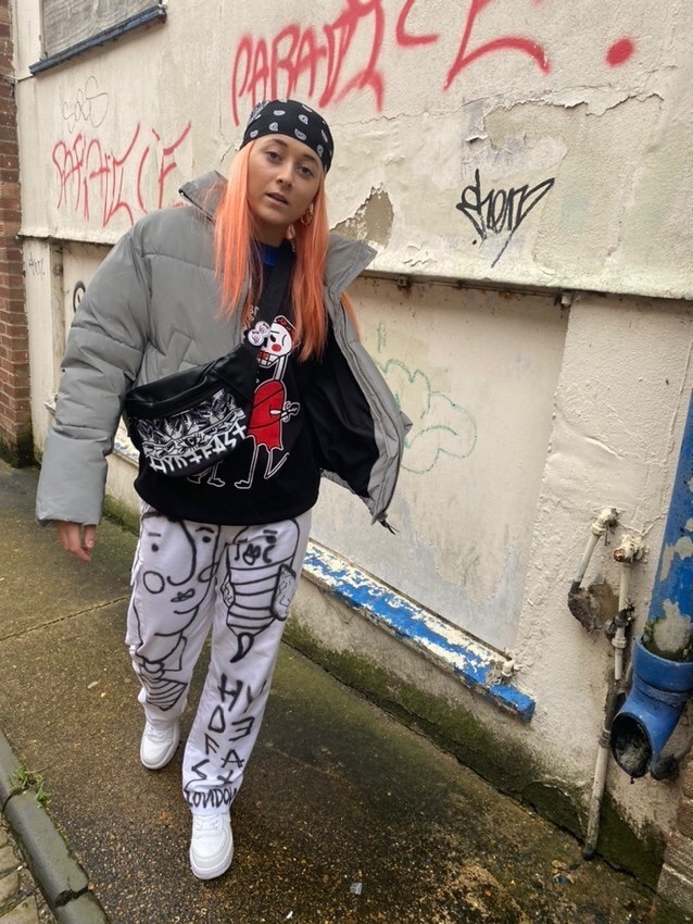 @millie_duniam representing Hyde Fast all day - every day!

Finger Salad waistpack  + handpainted trousers combo 

#hydefast #hf #hydefastlondon #tattooinspired #undergroundlondon #londonartist #streetwear #streetstyle #handpaintedclothing #originaldesign #independentbrand