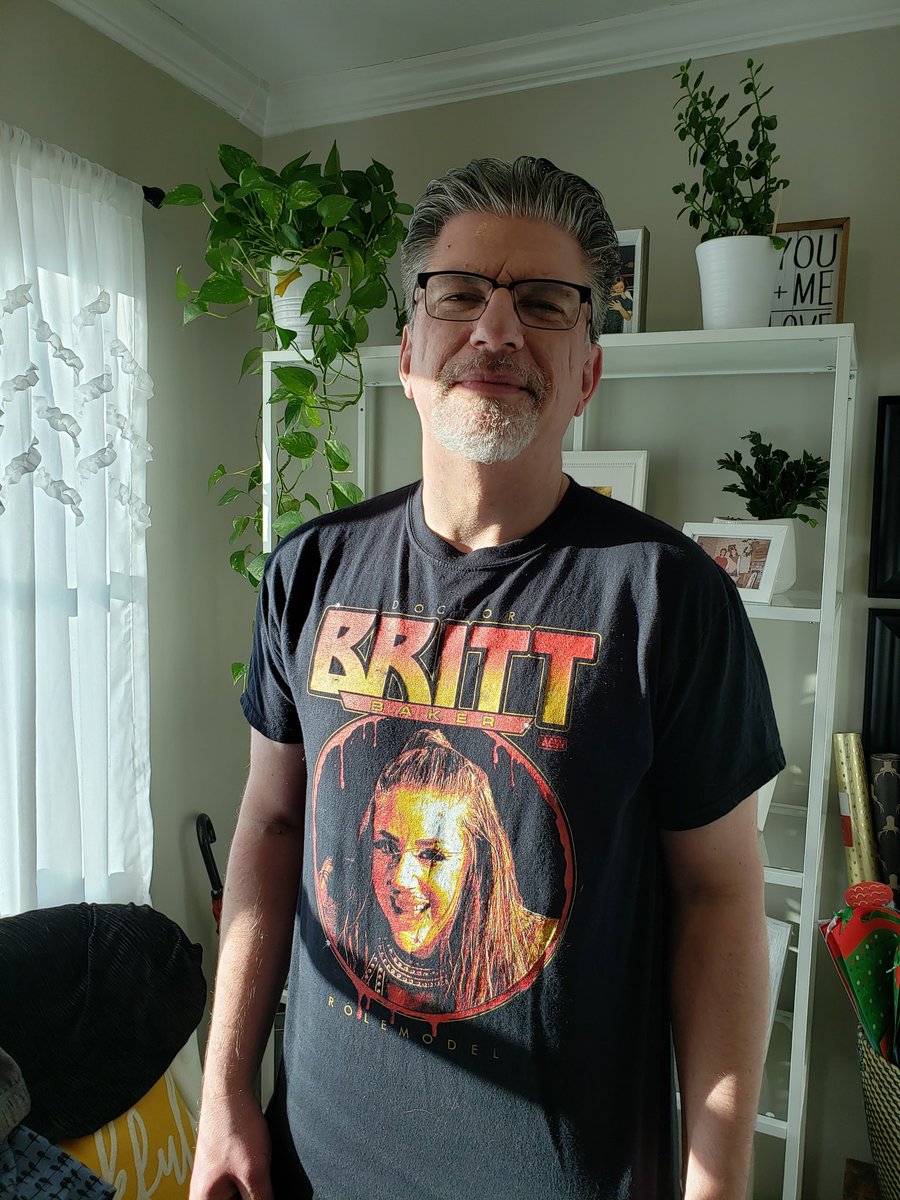 davidlagreca1's tweet image. Day 33 of the @BustedOpenRadio #WMTShirtChallenge the one and only @RealBrittBaker . The Great Doctor/Wrestler in the world.