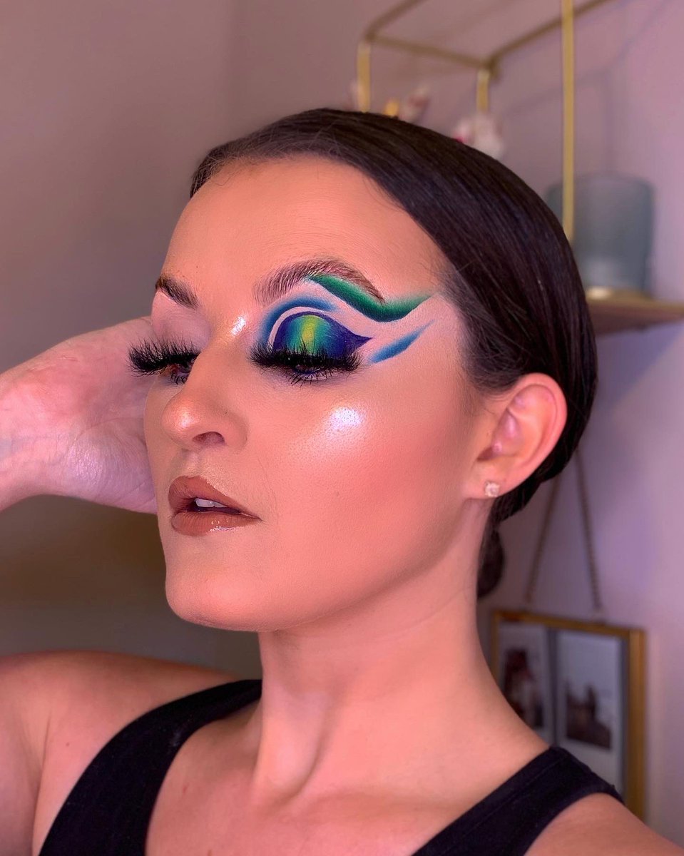 shadesofjay_mua's tweet photo. 30/100 #100daysofmakeupchallenge https://t.co/oIzcmPBBoJ