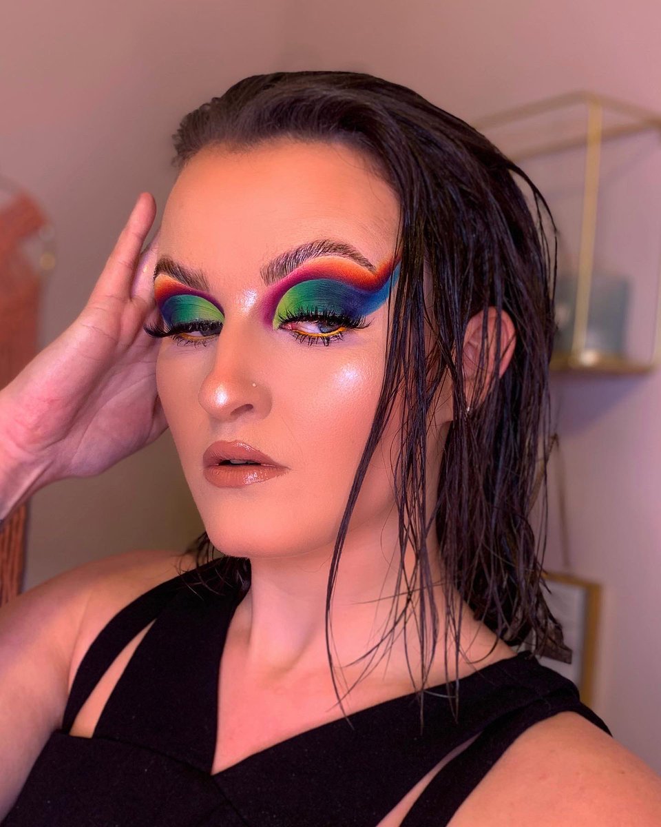 shadesofjay_mua's tweet image. 31/100 🦜#100daysofmakeupchallenge