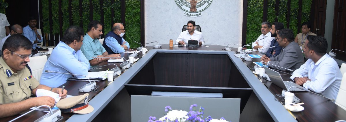 AndhraPradeshCM's tweet photo. Hon'ble Chief Minister @ysjagan launched the official Fact Check wing of GoAP https://t.co/yhBGtOYY28, an initiative by the Government of Andhra Pradesh, created with an aim to curb the spread of misinformation in the state.
@FactCheckAPGov https://t.co/j2zaOzbeqV