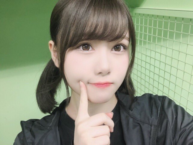 Octsix0110's tweet photo. 254

理々杏「ごめん。無理だって分かってるし、○○を困らせるつもりはなかったんだけど、つい本音が出ちゃった」

○○「���や、僕も今、理々杏に会いたいと思ってた。とりあえずビデオ通話にしよっか。そしたら少しは理々杏を近くに感じられる気がする」 https://t.co/hL8DI2cC08