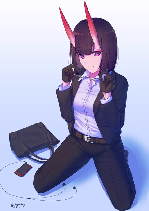 #FGO 
この前募集したお題のスーツ酒吞ちゃ 