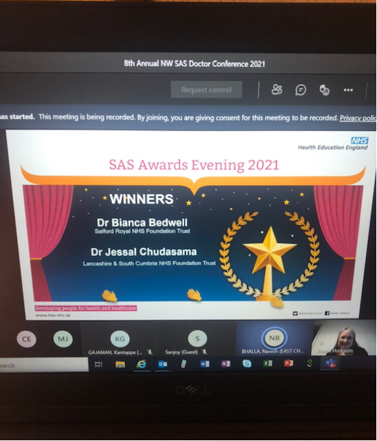 abhigoli's tweet photo. proud moment for @LSCFTMedics . congrats Jess for receiving this award. #proudmoment #Learningdisabilityteam @DrGarethEThomas https://t.co/iZNCxRqffv